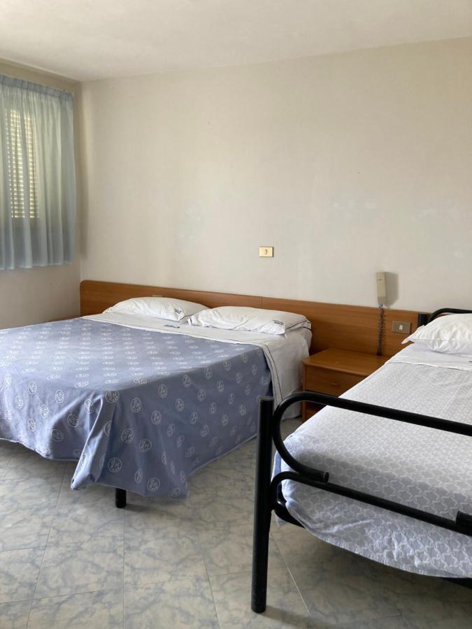 Sabbia D'Argento Hotel Giugliano In Campania Exterior photo